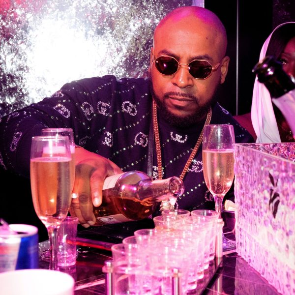 VIP Red Nights - Image 6
